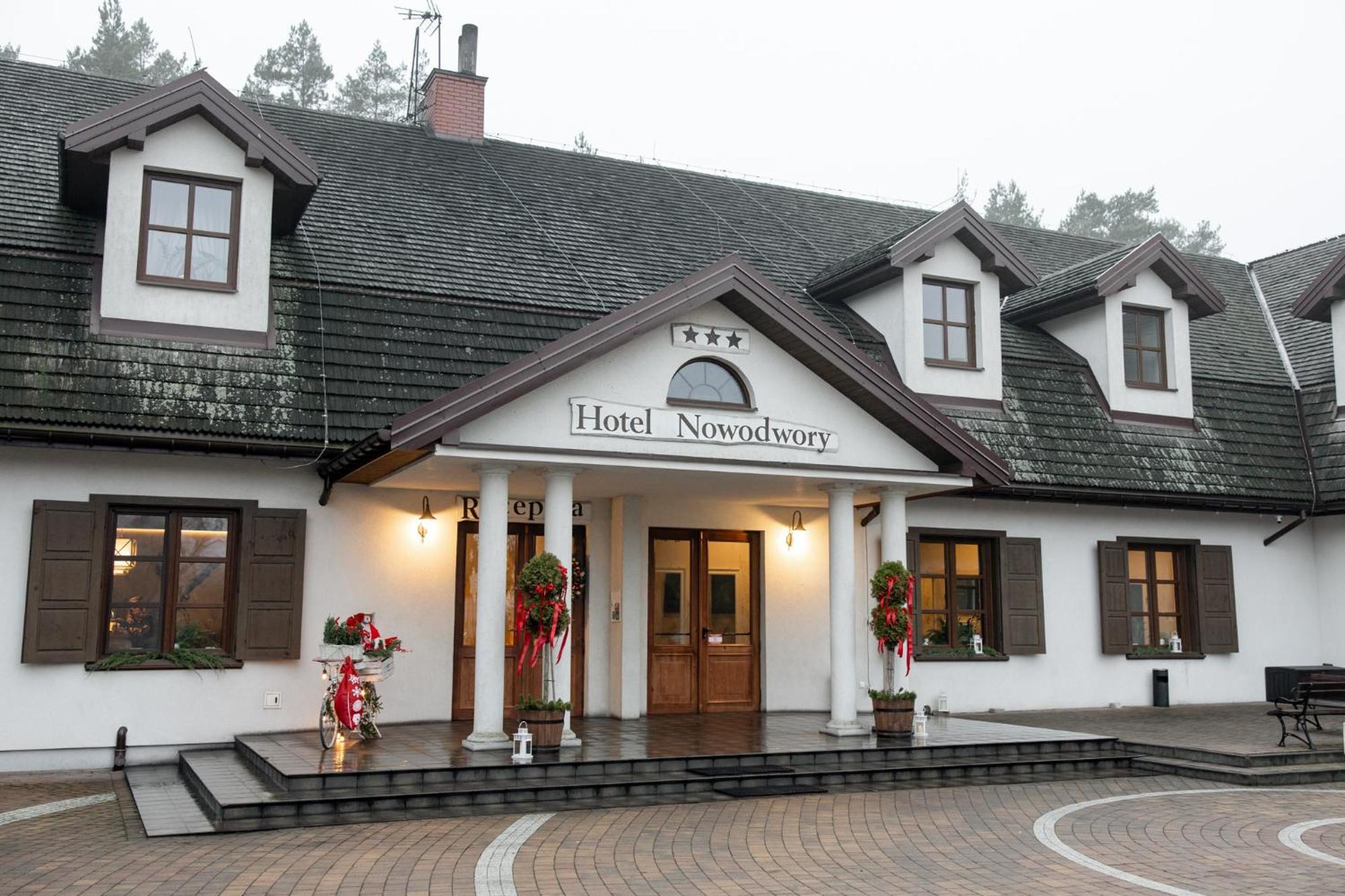 Hotel Nowodwory Ciechanowiec Esterno foto