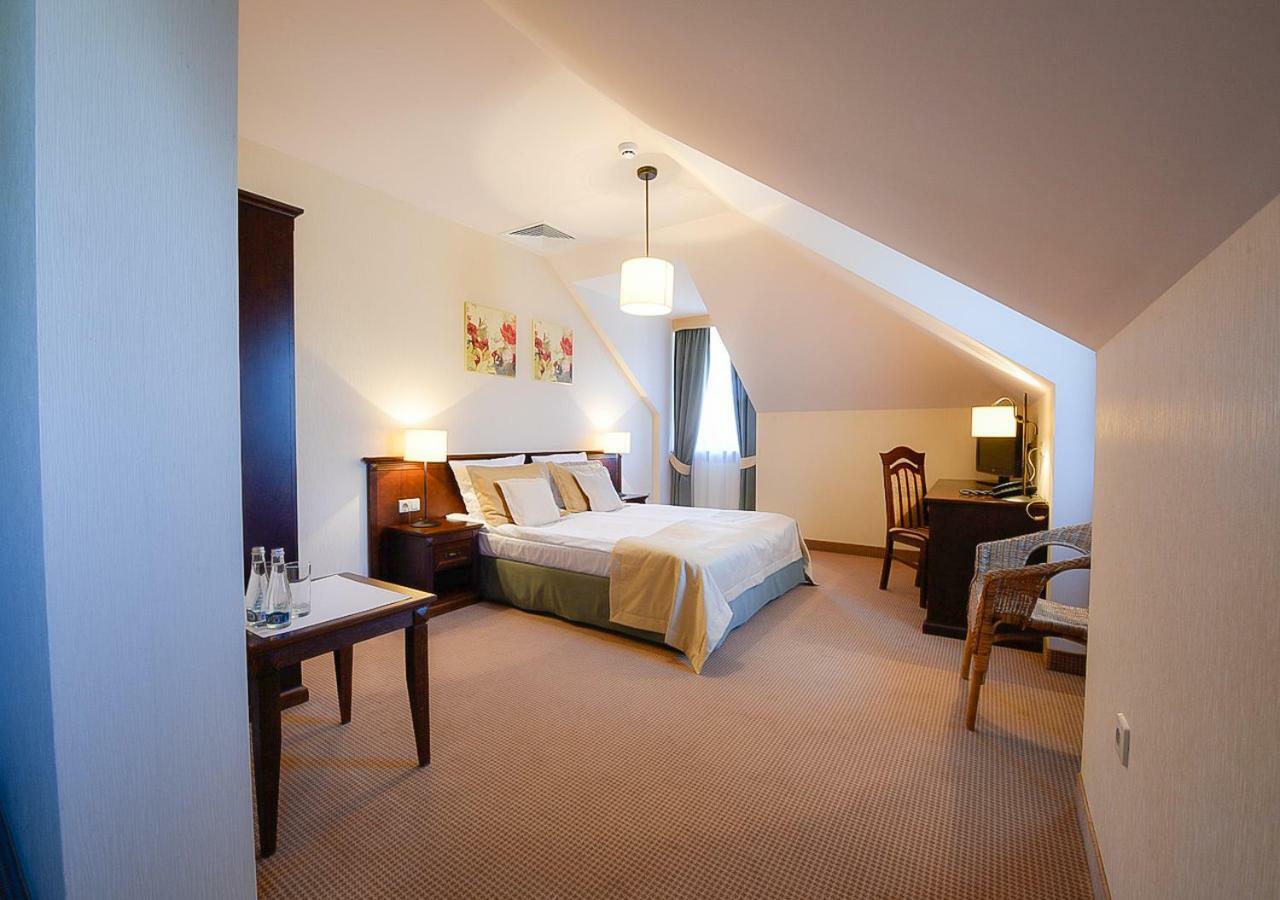 Hotel Nowodwory Ciechanowiec Esterno foto