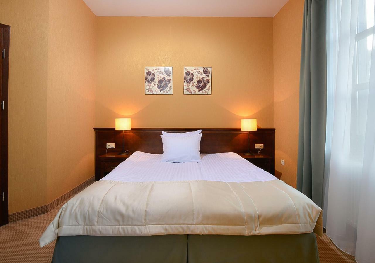 Hotel Nowodwory Ciechanowiec Esterno foto