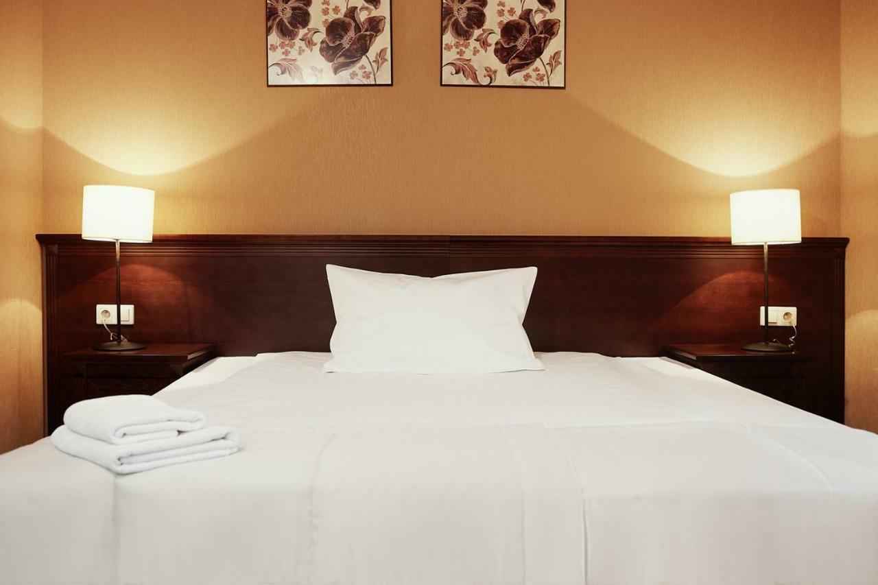 Hotel Nowodwory Ciechanowiec Esterno foto