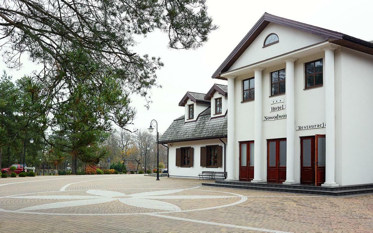 Hotel Nowodwory Ciechanowiec Esterno foto